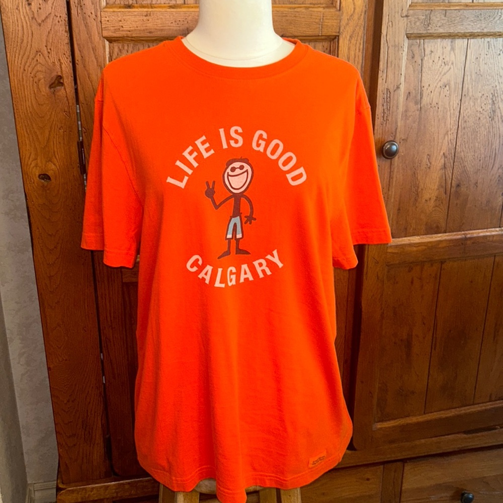 Life is Good😎CALGARY🍁Orange TEE🇨🇦VERY GOOD Condition! Size Medium